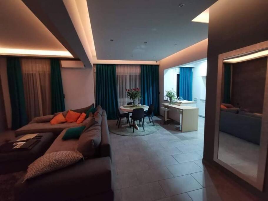 Live Minimal Apartamento Atenas Exterior foto